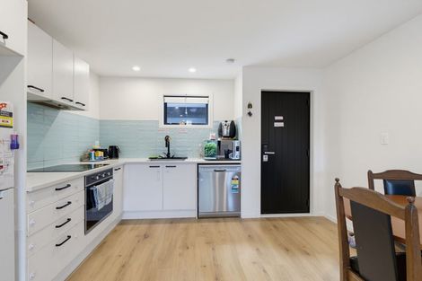 Photo of property in 1e Stott Avenue, Birkdale, Auckland, 0626