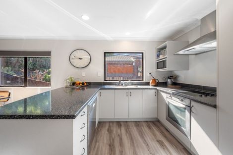 Photo of property in 4 Kanuka Place, Pyes Pa, Tauranga, 3112