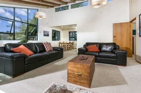 Photo of property in 6 Serrata Place, Browns Bay, Auckland, 0630