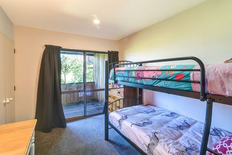 Photo of property in 49b Wynyard Crescent, Fernhill, Queenstown, 9300