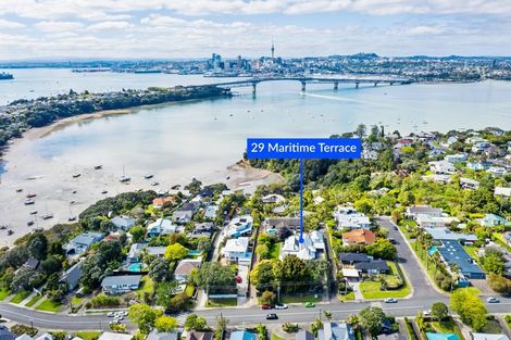 Photo of property in 29 Maritime Terrace, Birkenhead, Auckland, 0626