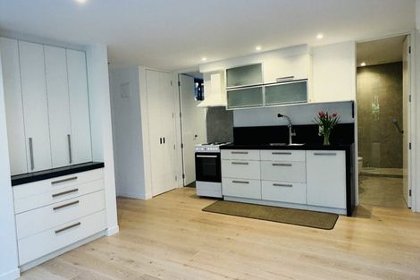 Photo of property in 1/324 Beach Road, Campbells Bay, Auckland, 0630