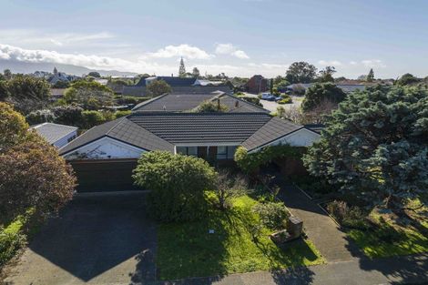 Photo of property in 3 The Avenue, Paraparaumu Beach, Paraparaumu, 5032
