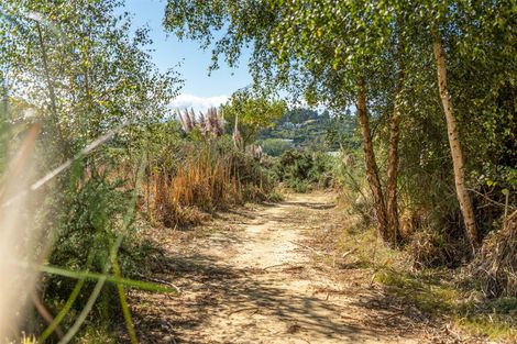 Photo of property in 50 Cliff Road, Tasman, Upper Moutere, 7173