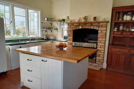 Photo of property in 18 Seaview Terrace, Mount Albert, Auckland, 1025