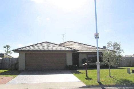 Photo of property in 22 Oreti Crescent, Papamoa Beach, Papamoa, 3118