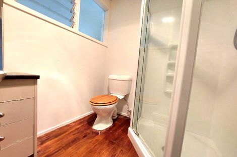 Photo of property in 19 Coroglen Avenue, Birkenhead, Auckland, 0626