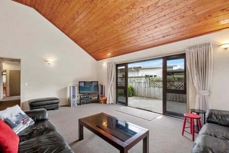 Photo of property in 1/1 The Moorings, Two Mile Bay, Taupo, 3330