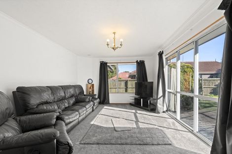 Photo of property in 28 Peebles Drive, Hei Hei, Christchurch, 8042