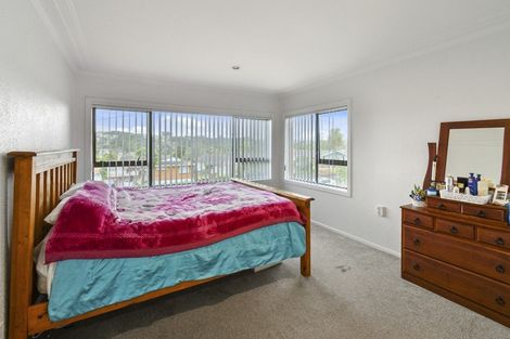 Photo of property in 19 Lynmore Drive, Hillpark, Auckland, 2102