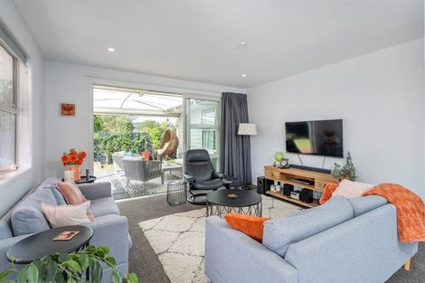 Photo of property in 106 Kupe Drive, Whitianga, 3510