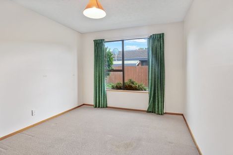 Photo of property in 87 Hawthornden Road, Avonhead, Christchurch, 8042