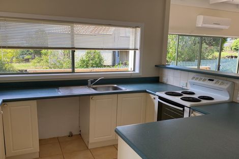 Photo of property in 10 Yorke Road, Haruru, 0204