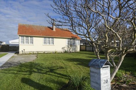 Photo of property in 20 Thames Street, Roslyn, Palmerston North, 4414