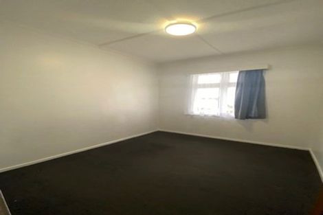 Photo of property in 17 Lawrence Street, Newtown, Wellington, 6021