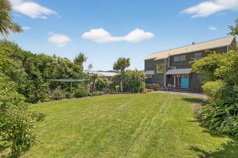 Photo of property in 11 Emerson Crescent, Diamond Harbour,  8971