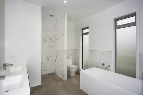 Photo of property in 5 Riverside Way, Amberley, 7410