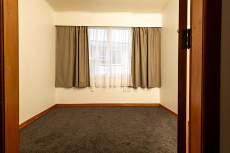 Photo of property in 16 Mayne Street, Waitara, 4320