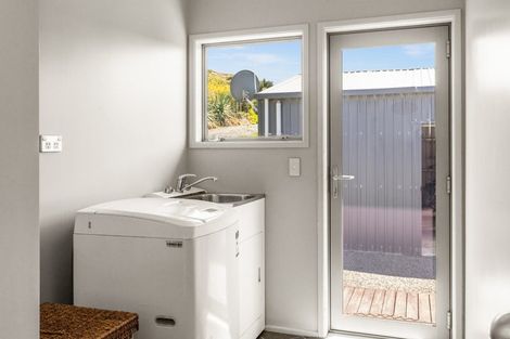 Photo of property in 68 Pourerere Road, Pourerere, Omakere, 4271