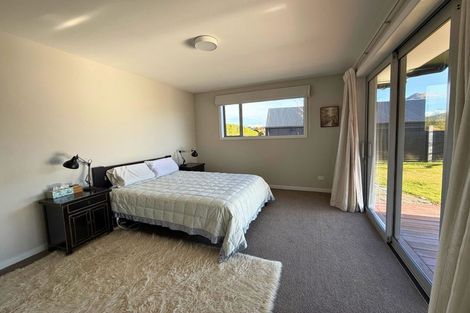 Photo of property in 63 Minaret Ridge, Wanaka, 9305