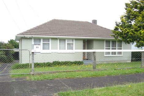 Photo of property in 11 Farnborough Crescent, Mangere, Auckland, 2022