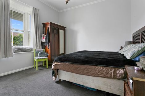 Photo of property in 233 Shakespeare Street, Leamington, Cambridge, 3432