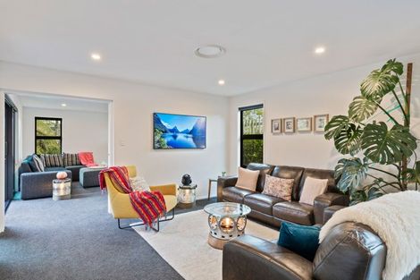 Photo of property in 12 Mackillop Way, Brooklands, New Plymouth, 4310