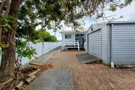 Photo of property in 29 Rosier Road, Glen Eden, Auckland, 0602