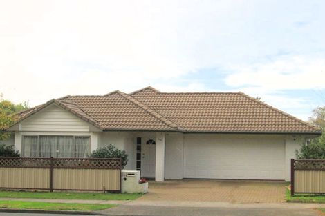 Photo of property in 266 Cascades Road, Botany Downs, Auckland, 2010