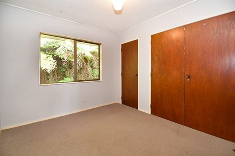 Photo of property in 26b Wade River Road, Stanmore Bay, Whangaparaoa, 0932