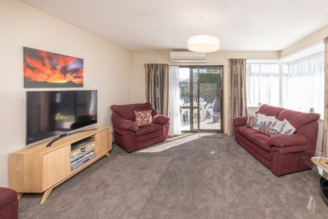 Photo of property in 1/201 Harewood Road, Papanui, Christchurch, 8053