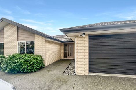 Photo of property in 9 Field Terrace, Upper Riccarton, Christchurch, 8041