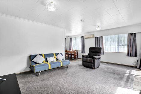 Photo of property in 5 Ambury Place, Merrilands, New Plymouth, 4312