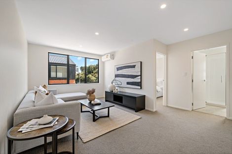 Photo of property in 52 Tahuhu Road, Mount Wellington, Auckland, 1062