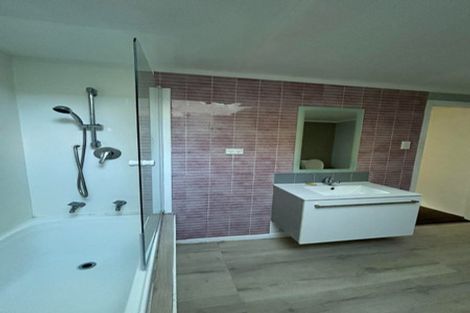 Photo of property in 65 Greenacres Street, Macandrew Bay, Dunedin, 9014
