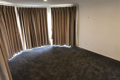 Photo of property in 13 Belcoo Crescent, East Tamaki, Auckland, 2013