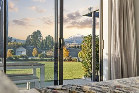 Photo of property in 9 Mount Creighton Crescent, Wanaka, 9305