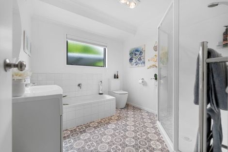 Photo of property in 15 State Highway 5, Tirau, 3410