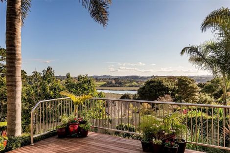 Photo of property in 34 Blue Heron Rise, Stanmore Bay, Whangaparaoa, 0932