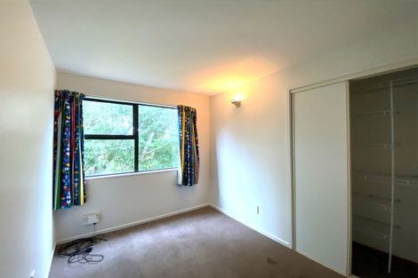 Photo of property in 3a Woodside Avenue, Northcote, Auckland, 0627