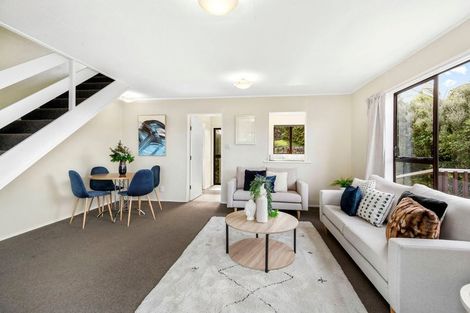 Photo of property in 28a Cheltenham Terrace, Newlands, Wellington, 6037