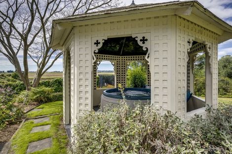 Photo of property in 58 Nilgiri Road, Poraiti, Napier, 4182