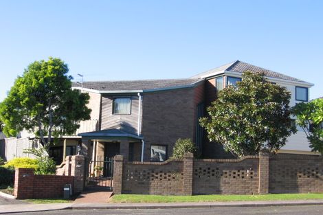 Photo of property in 3 Ilex Place, Totara Heights, Auckland, 2105