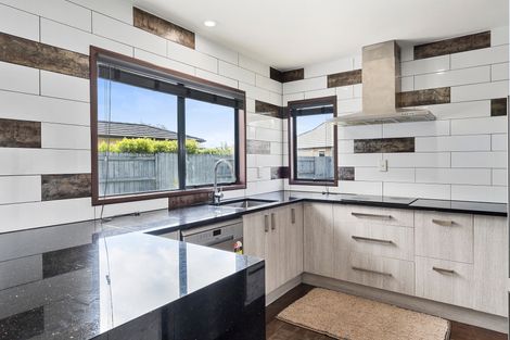 Photo of property in 64 Solomon Street, Brookfield, Tauranga, 3110