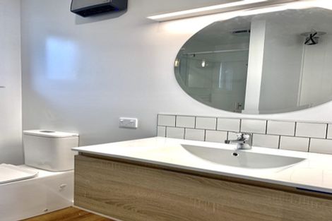 Photo of property in 53 Oxley Avenue, St Albans, Christchurch, 8014