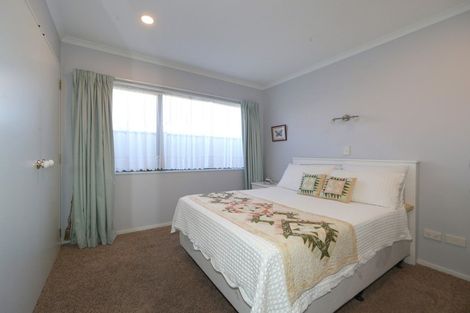 Photo of property in 6a Dules Walk, Taradale, Napier, 4112