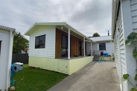 Photo of property in 10 Kopipi Crescent, Ngunguru, Whangarei, 0173