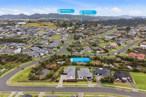 Photo of property in 35 Anne Burton Drive, Warkworth, 0910