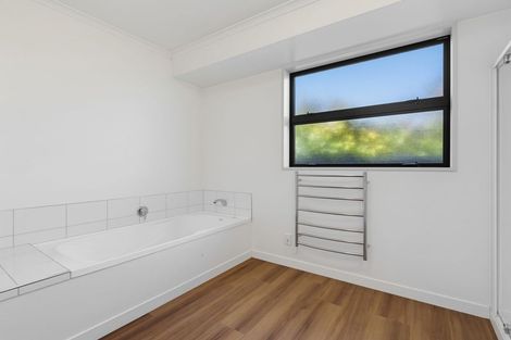 Photo of property in 17 Buckleys Terrace, Tinwald, Ashburton, 7700