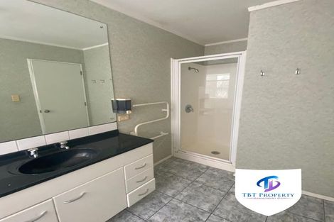 Photo of property in 14 Crail Court, Totara Heights, Auckland, 2105